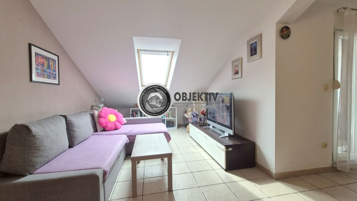 Apartment Zu verkaufen - SPLITSKO-DALMATINSKA SOLIN