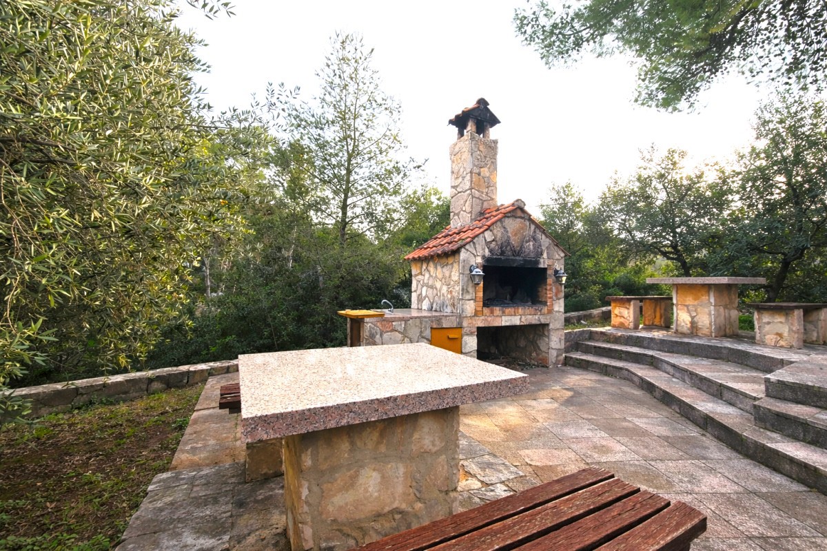 Apartma Na predaj - SPLITSKO-DALMATINSKA HVAR