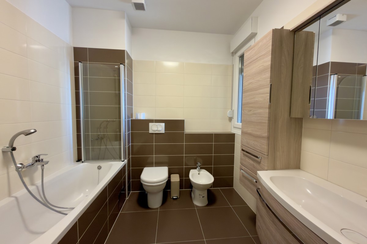 Flat For sale - SPLITSKO-DALMATINSKA SPLIT
