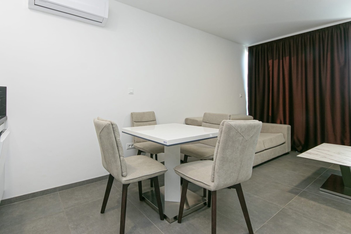 Apartma Na predaj - SPLITSKO-DALMATINSKA MAKARSKA