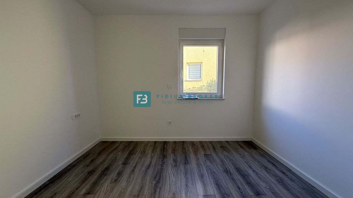 Flat For sale - ŠIBENSKO-KNINSKA VODICE