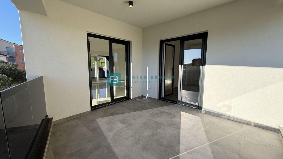 Flat For sale - ŠIBENSKO-KNINSKA VODICE