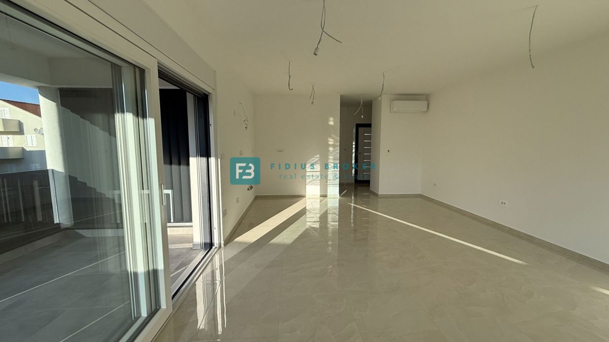 Flat For sale - ŠIBENSKO-KNINSKA VODICE