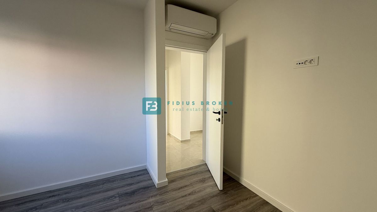 Flat For sale - ŠIBENSKO-KNINSKA VODICE
