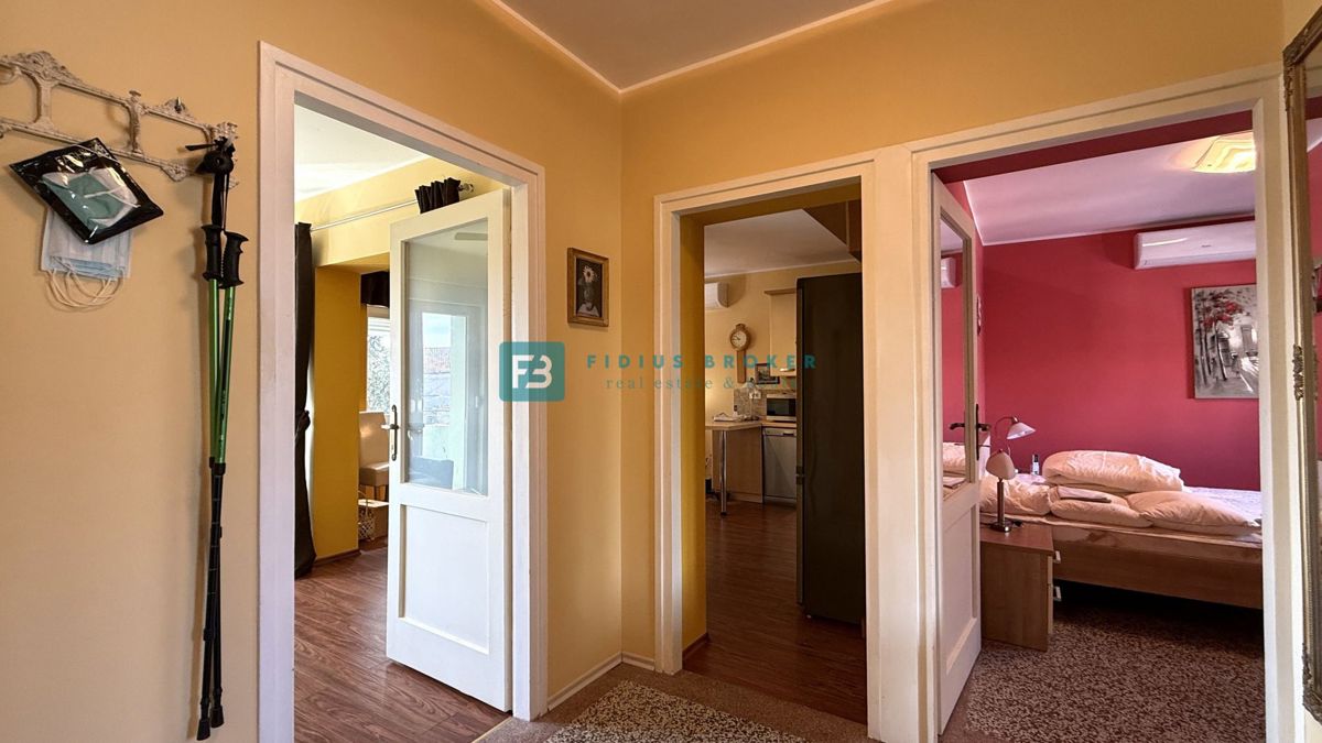 Flat For sale - ŠIBENSKO-KNINSKA VODICE