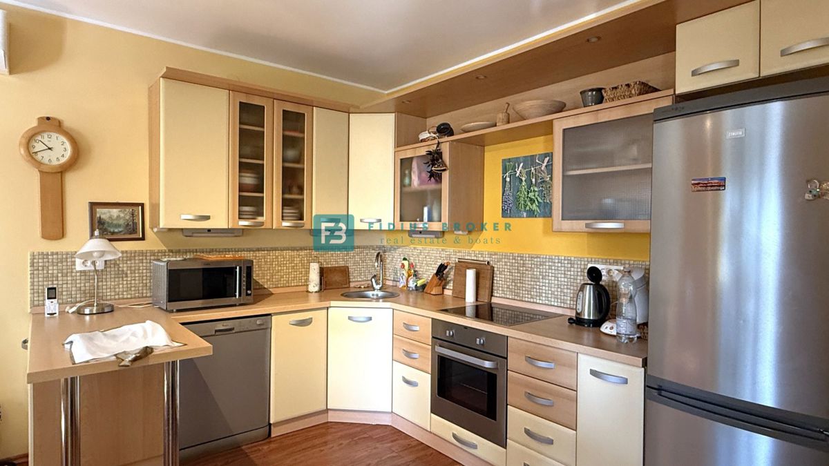 Flat For sale - ŠIBENSKO-KNINSKA VODICE