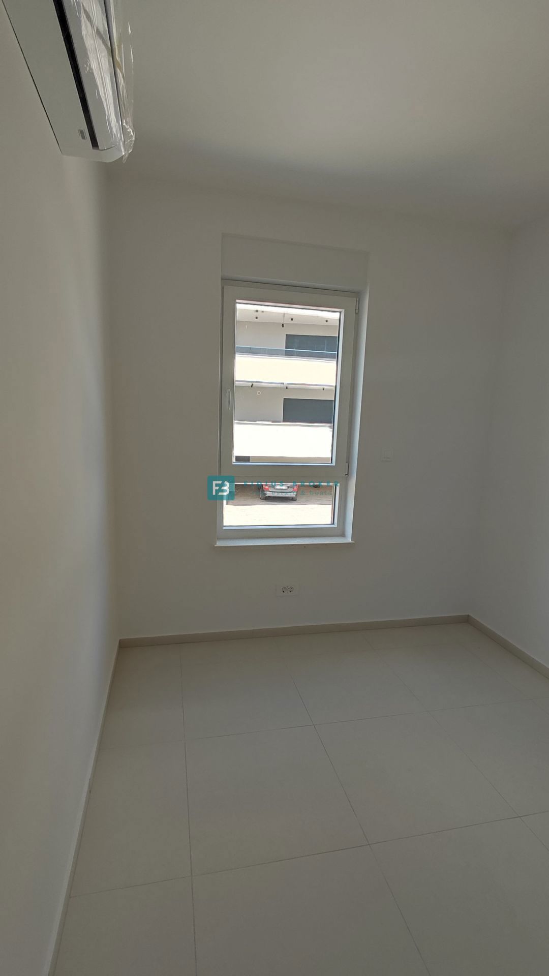 Flat For sale - ŠIBENSKO-KNINSKA VODICE