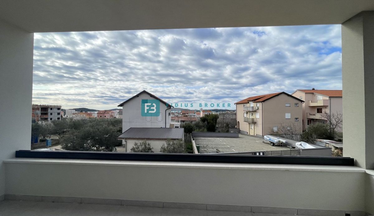 Appartement À vendre - ŠIBENSKO-KNINSKA VODICE
