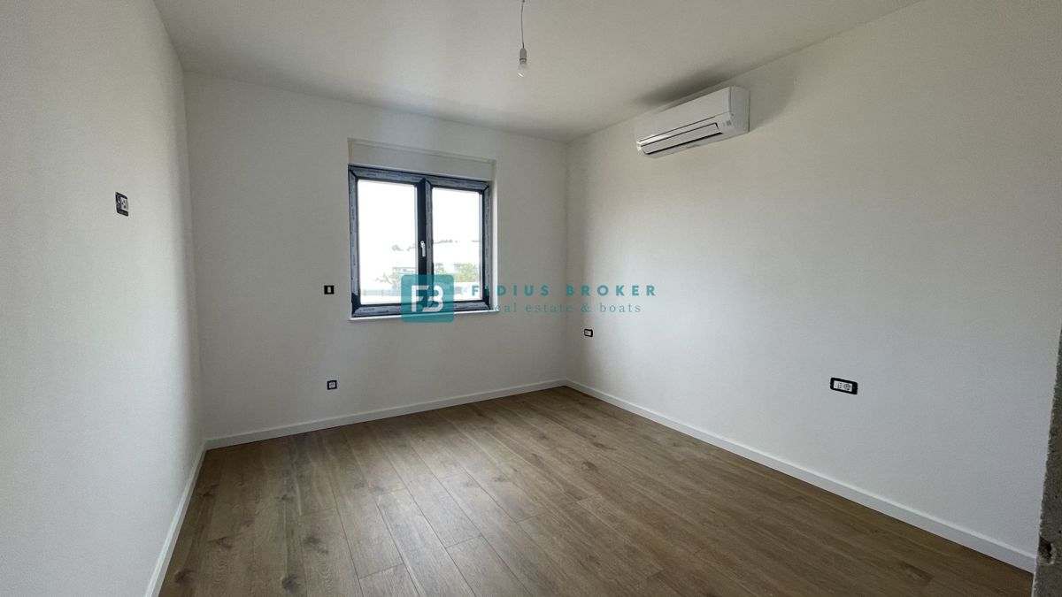 Appartement À vendre - ŠIBENSKO-KNINSKA VODICE
