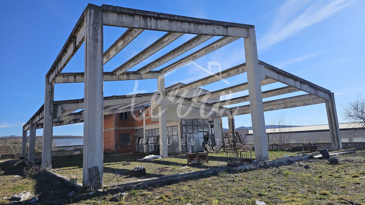 Poslovni prostor Na prodaju - ISTARSKA LABIN