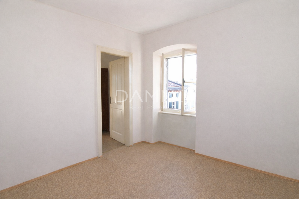 Haus Zu verkaufen - ISTARSKA BALE