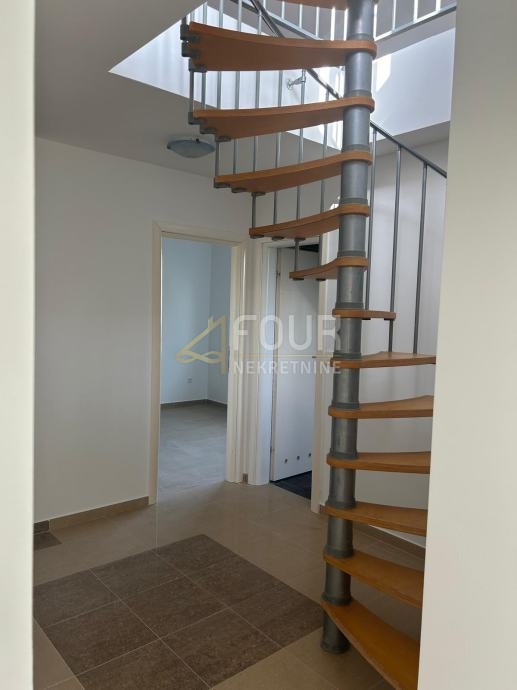 Appartamento In vendita - PRIMORSKO-GORANSKA RAB