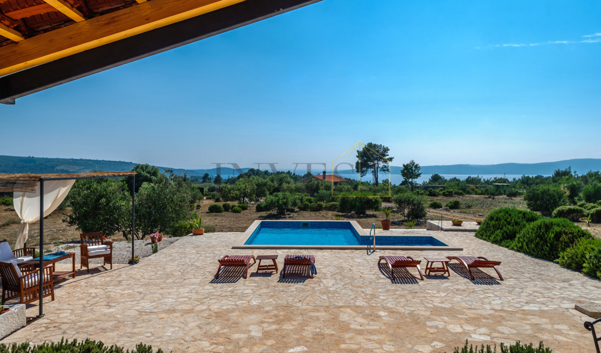 Haus Zu verkaufen - SPLITSKO-DALMATINSKA BRAČ