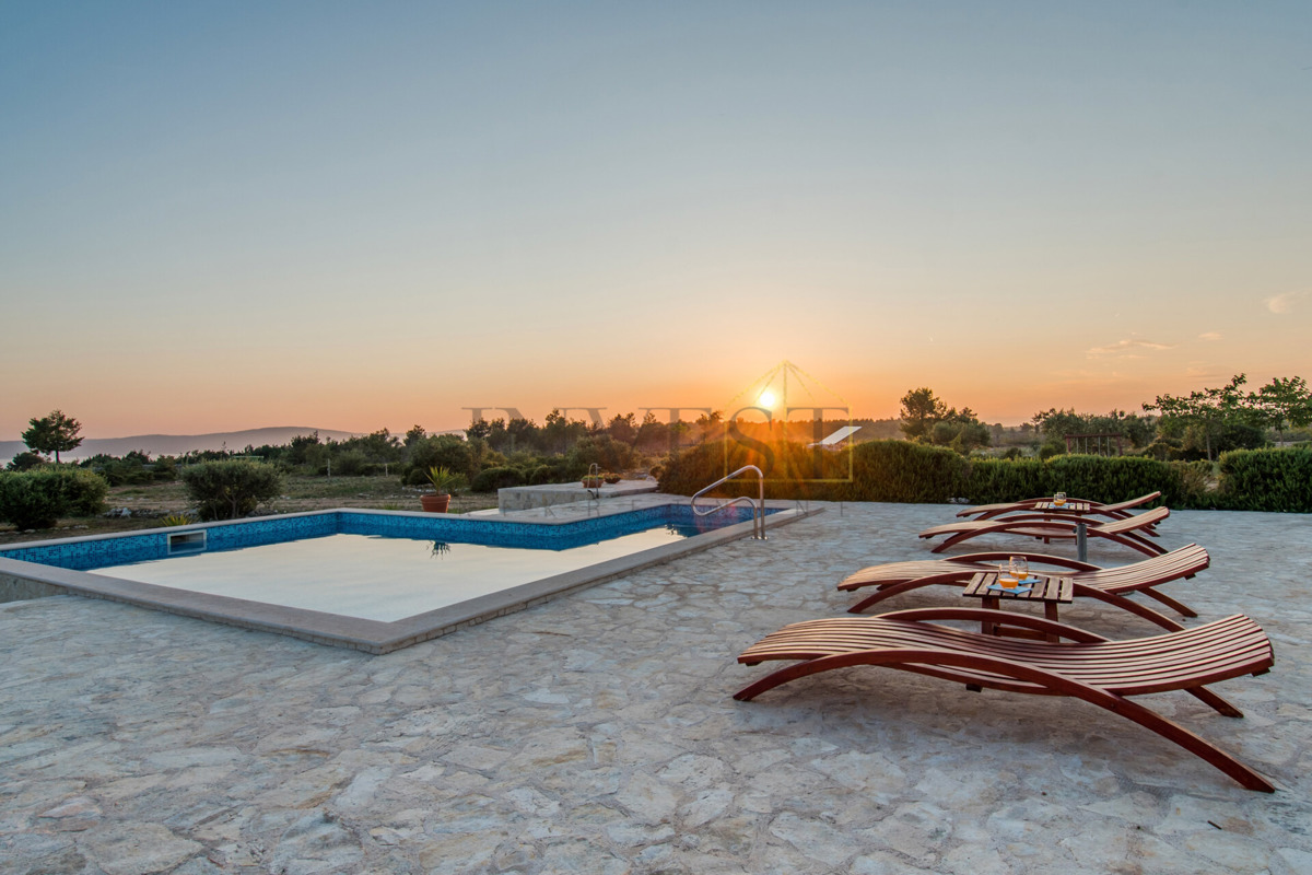 Haus Zu verkaufen - SPLITSKO-DALMATINSKA BRAČ