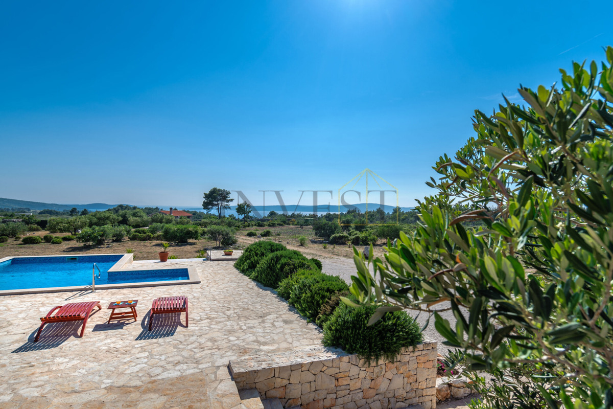 Haus Zu verkaufen - SPLITSKO-DALMATINSKA BRAČ