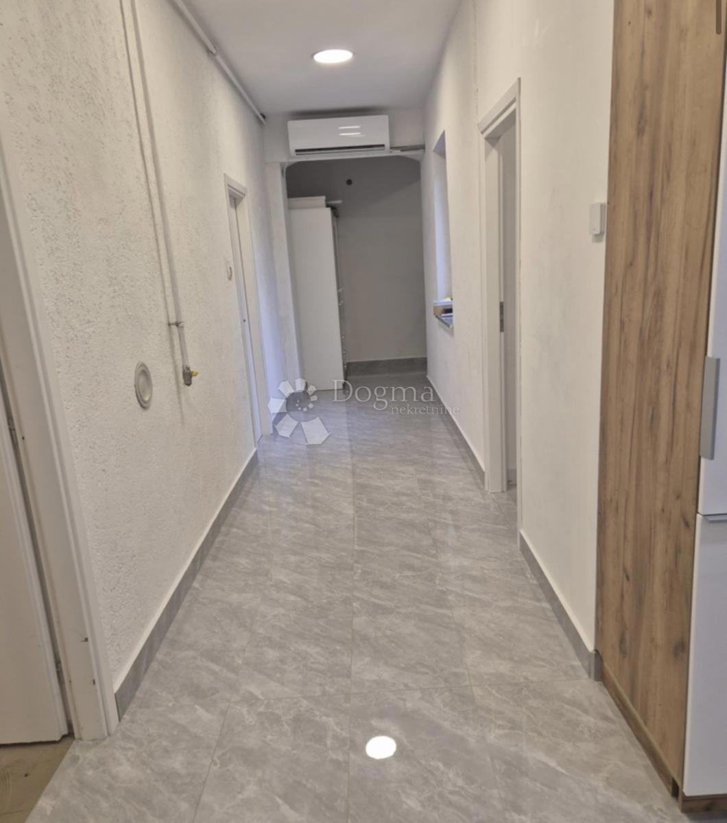 Apartmán Na predaj - PRIMORSKO-GORANSKA RIJEKA