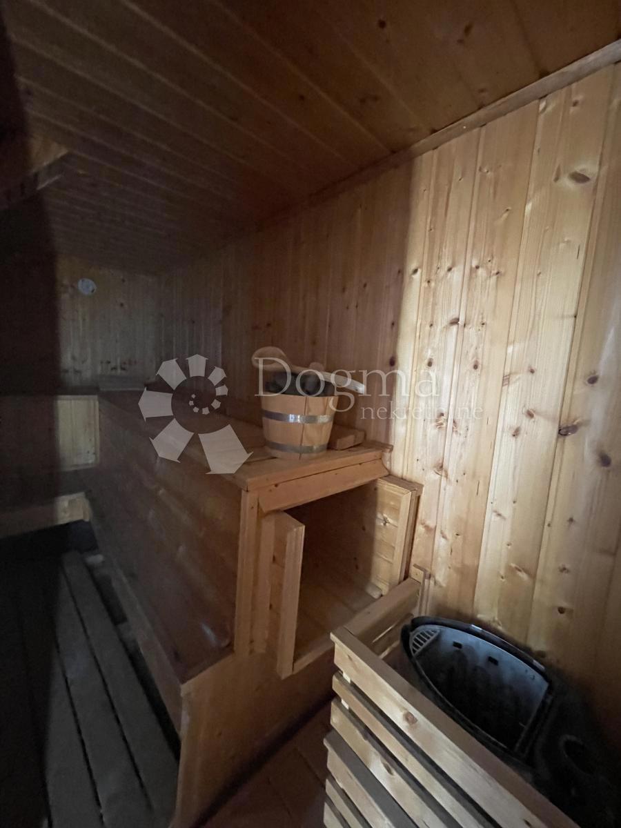 Kuća Na prodaju - PRIMORSKO-GORANSKA CRIKVENICA
