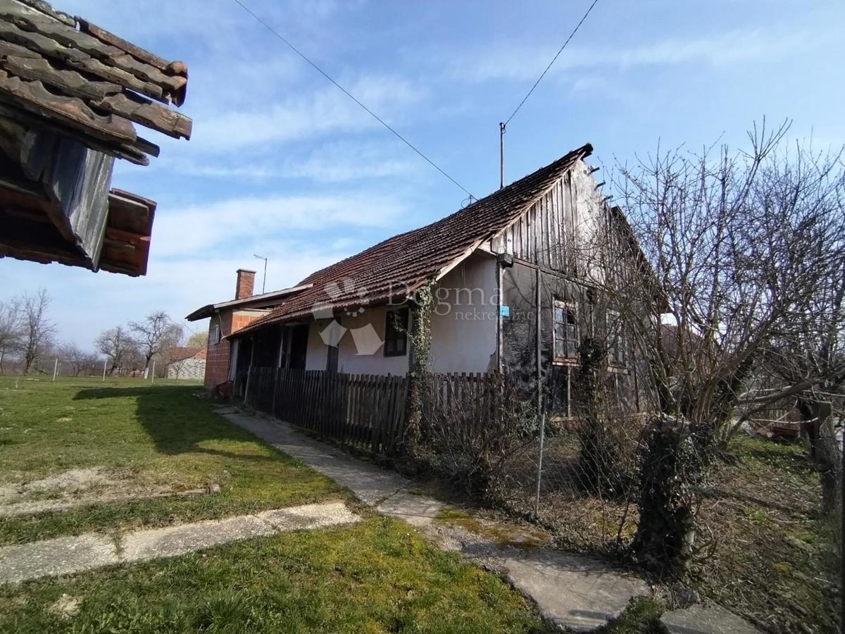 Maison À vendre - ZAGREBAČKA DUBRAVA