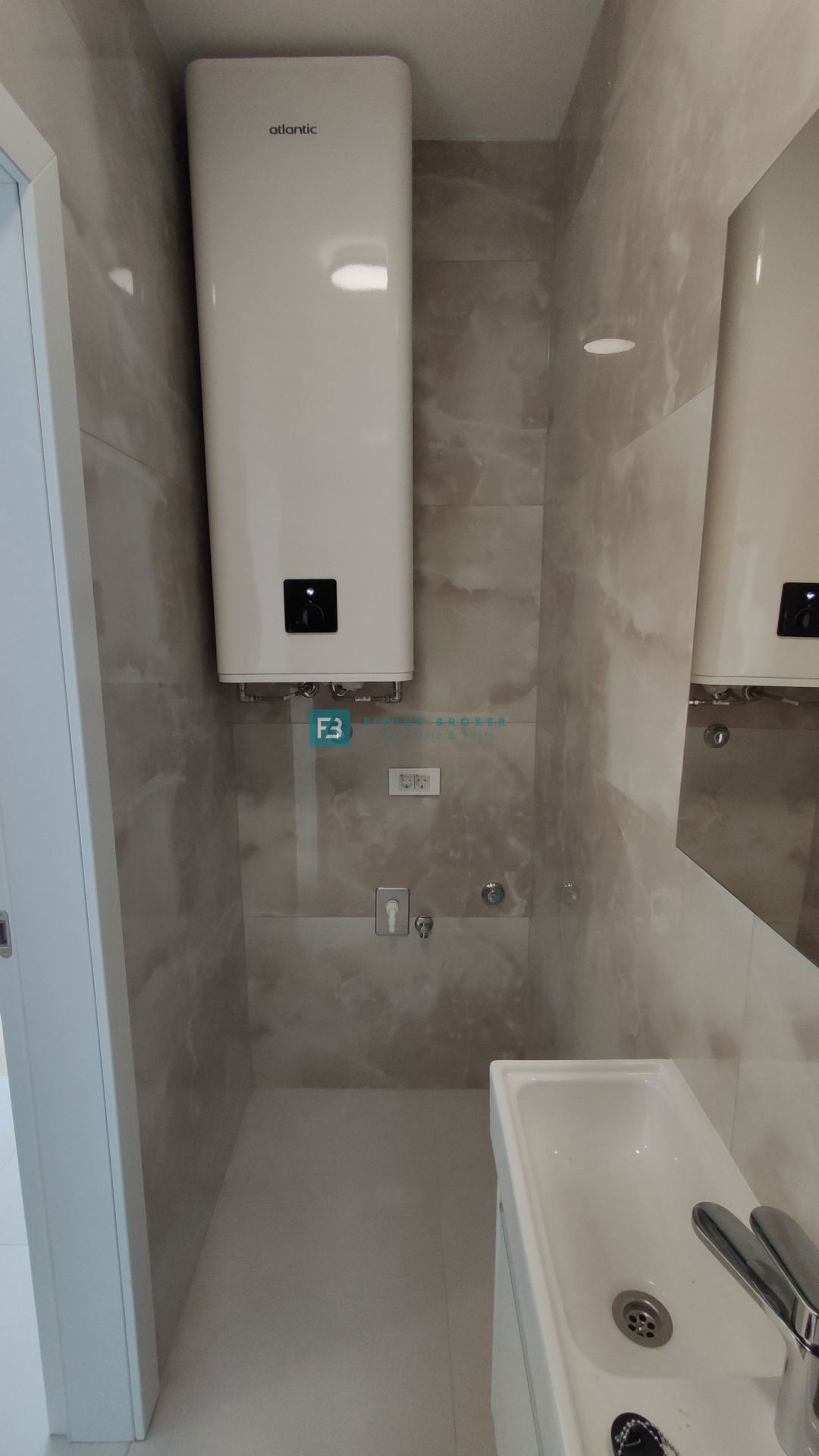 Flat For sale - ŠIBENSKO-KNINSKA VODICE