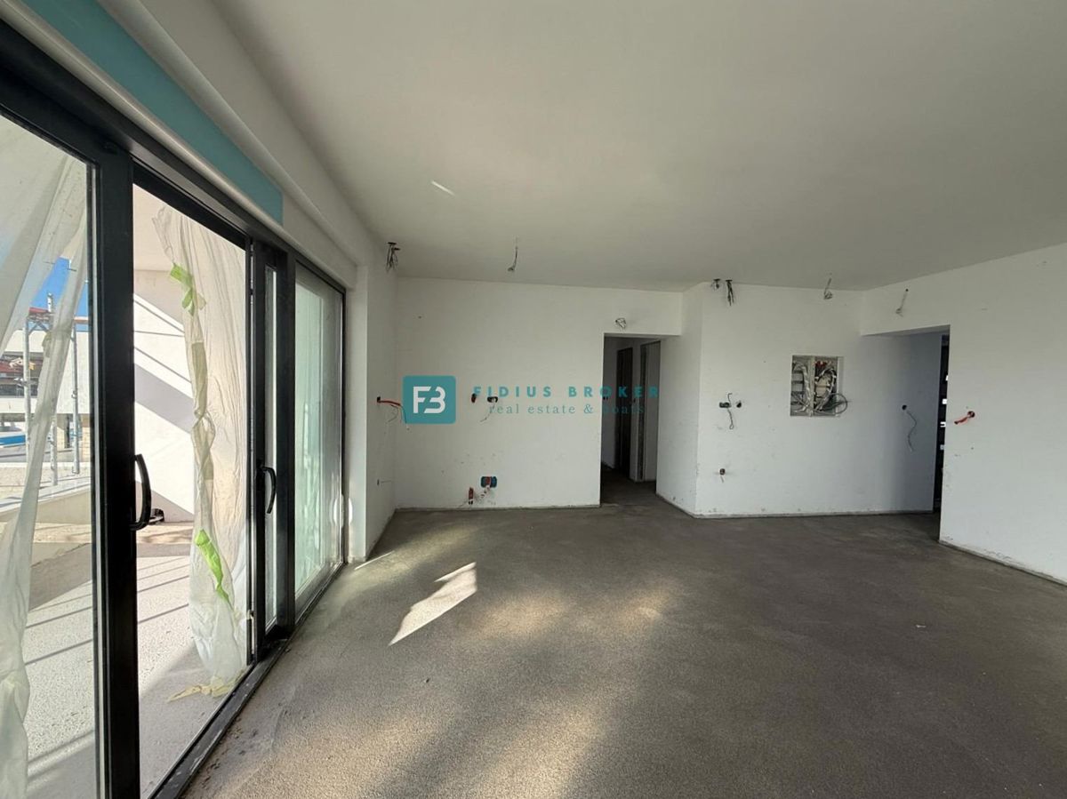 Apartma Na predaj - ŠIBENSKO-KNINSKA VODICE