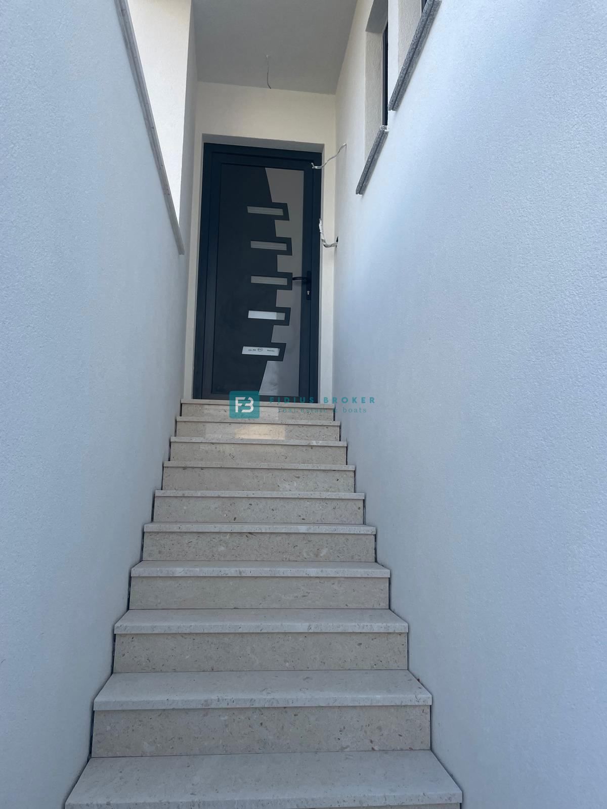 Apartma Na predaj - ŠIBENSKO-KNINSKA VODICE