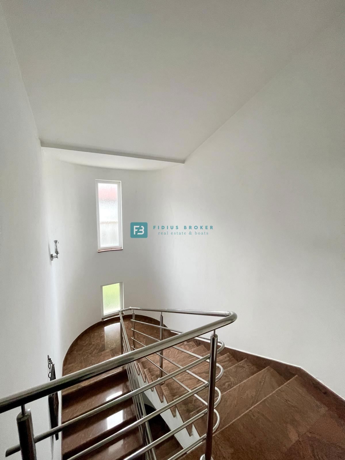 Casa In vendita - ŠIBENSKO-KNINSKA VODICE