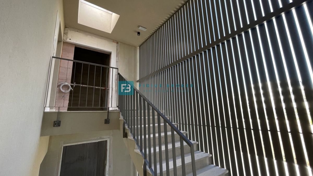 Flat For sale - ŠIBENSKO-KNINSKA VODICE
