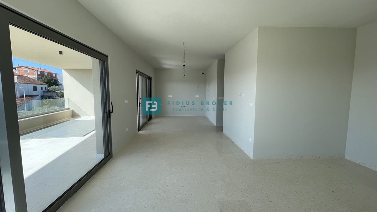 Flat For sale - ŠIBENSKO-KNINSKA VODICE