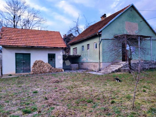 Hiša Na predaj - Ličko-senjska Donji Lapac - foto 2/6