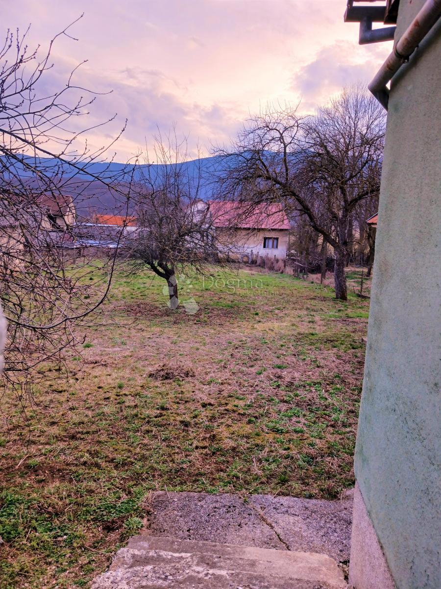 Maison À vendre - LIČKO-SENJSKA DONJI LAPAC