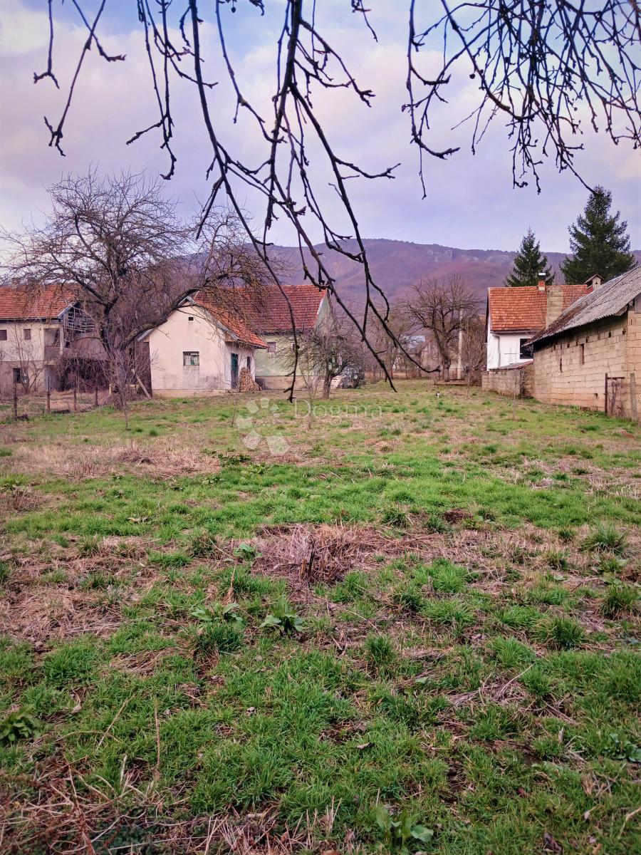 Maison À vendre - LIČKO-SENJSKA DONJI LAPAC
