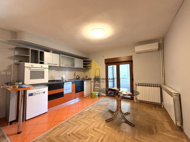 Komerčné na prenájom 90 m² – Zagreb