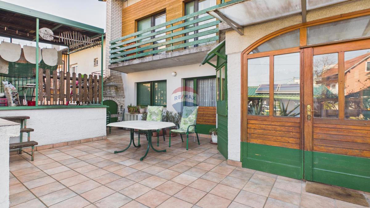 House For sale - ZAGREBAČKA VELIKA GORICA