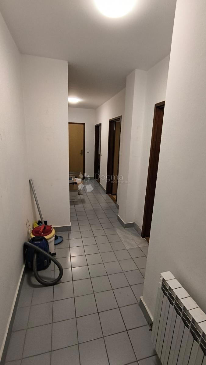 Mieszkanie Na sprzedaż - VUKOVARSKO-SRIJEMSKA VUKOVAR