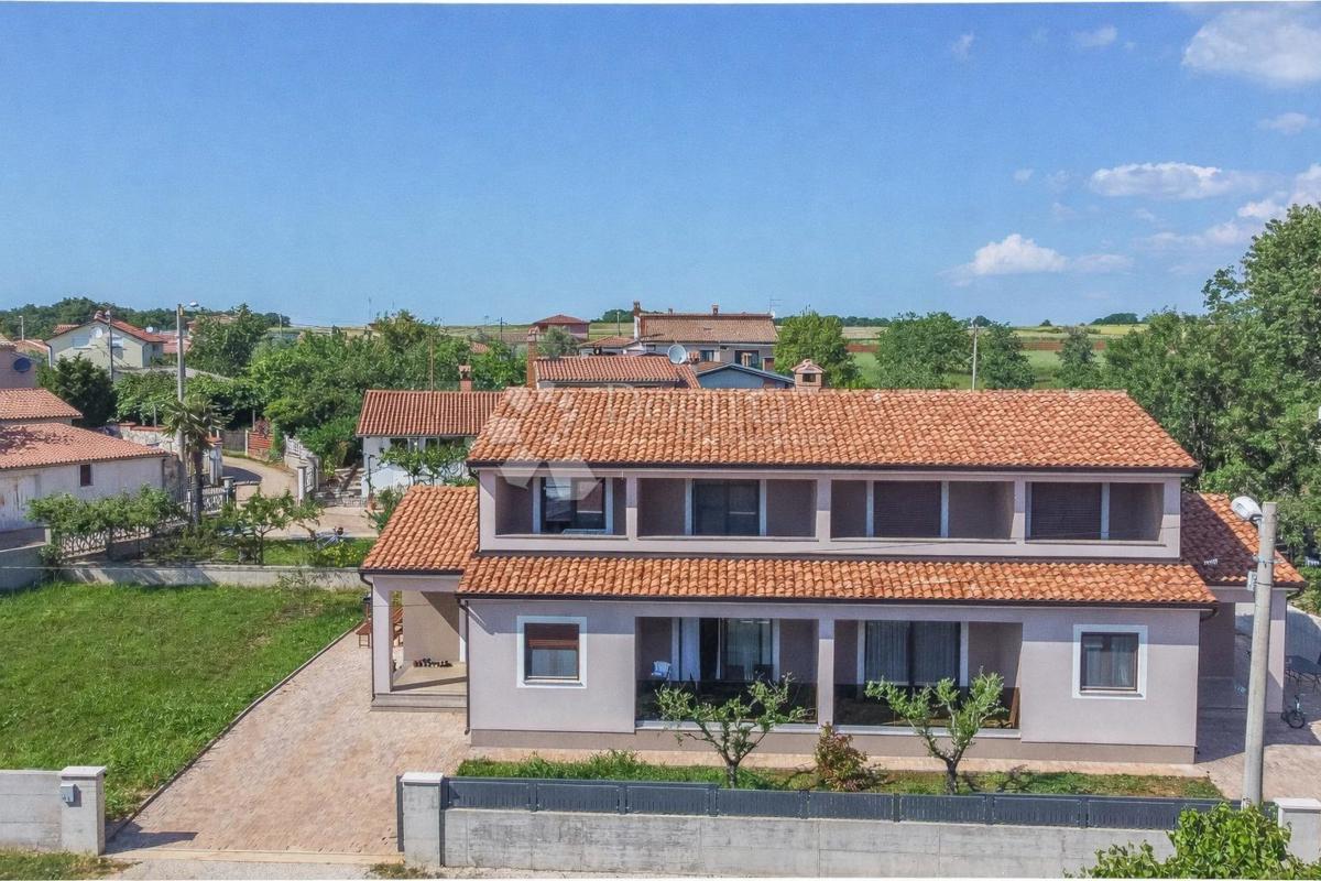 Kuća Na prodaju - Istarska Poreč - foto 1/12