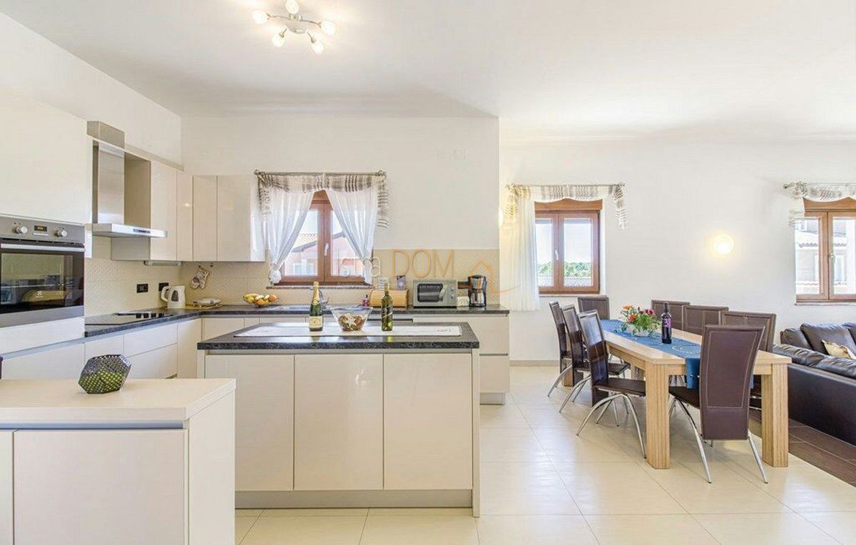 Haus Zu verkaufen - ISTARSKA LIŽNJAN