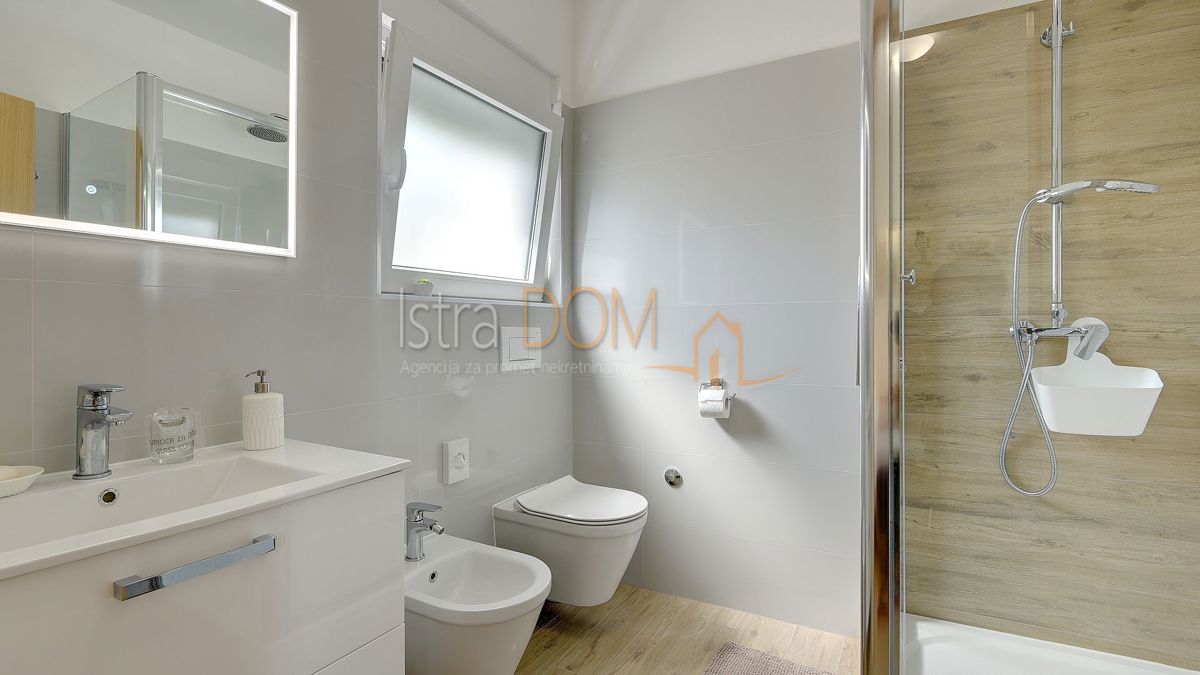 Haus Zu verkaufen - ISTARSKA PULA