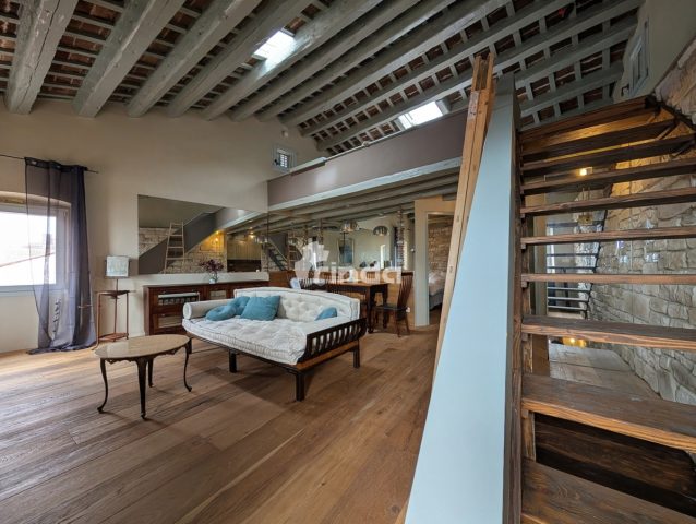Apartmán na prodej 74 m² – Rovinj