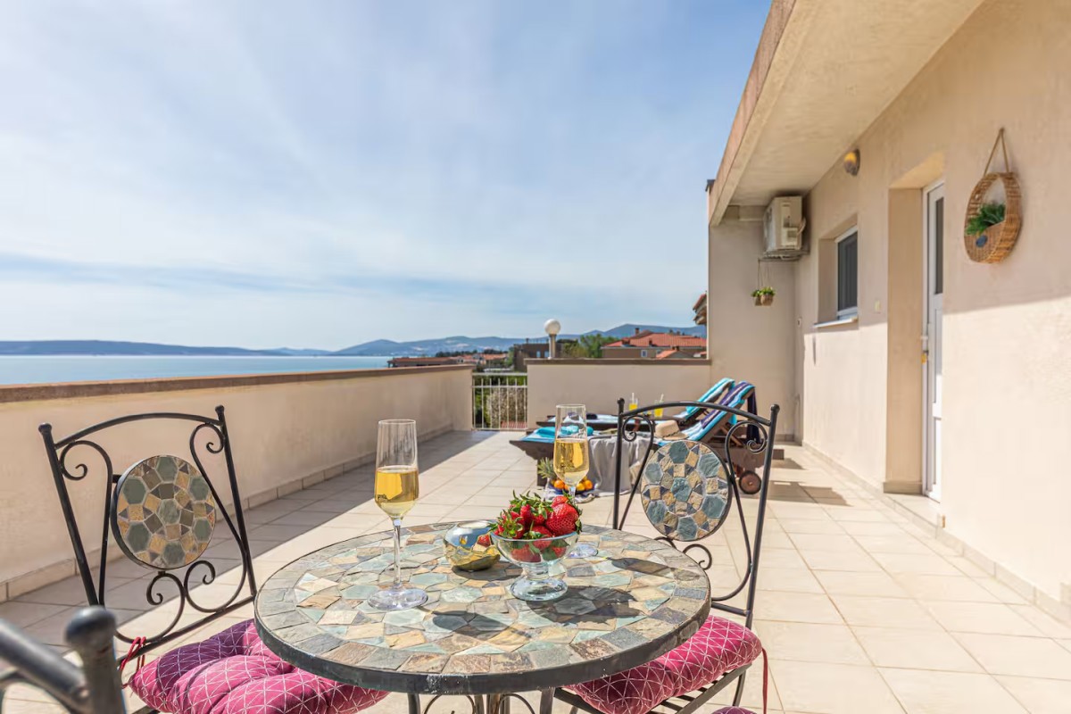 Casa In vendita - SPLITSKO-DALMATINSKA KAŠTELA