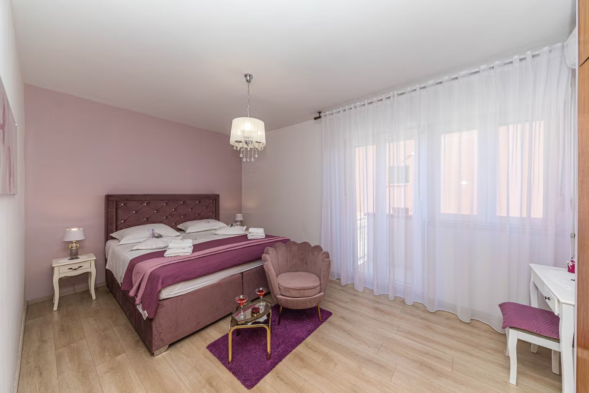 Casa In vendita - SPLITSKO-DALMATINSKA KAŠTELA