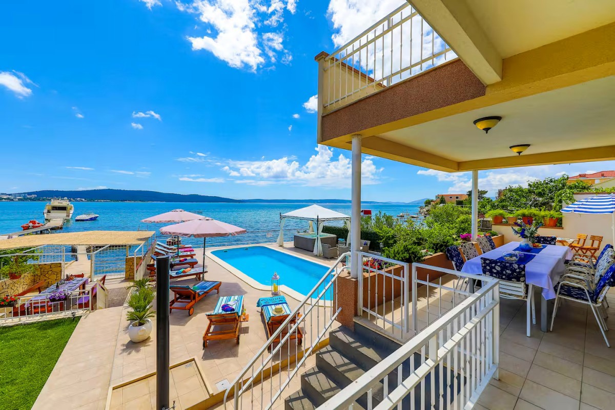 Casa In vendita - SPLITSKO-DALMATINSKA KAŠTELA