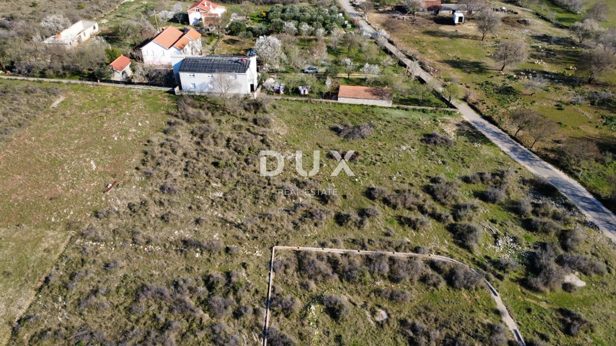 Terrain À vendre - ZADARSKA ZEMUNIK DONJI