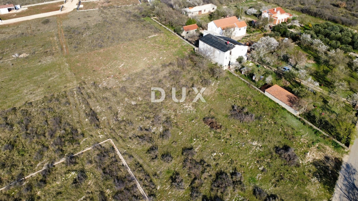 Terrain À vendre - ZADARSKA ZEMUNIK DONJI