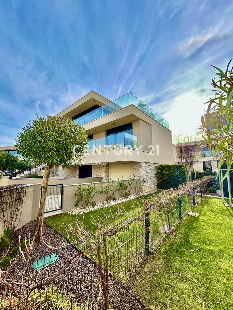 House For sale - Istarska Umag - foto 2/58