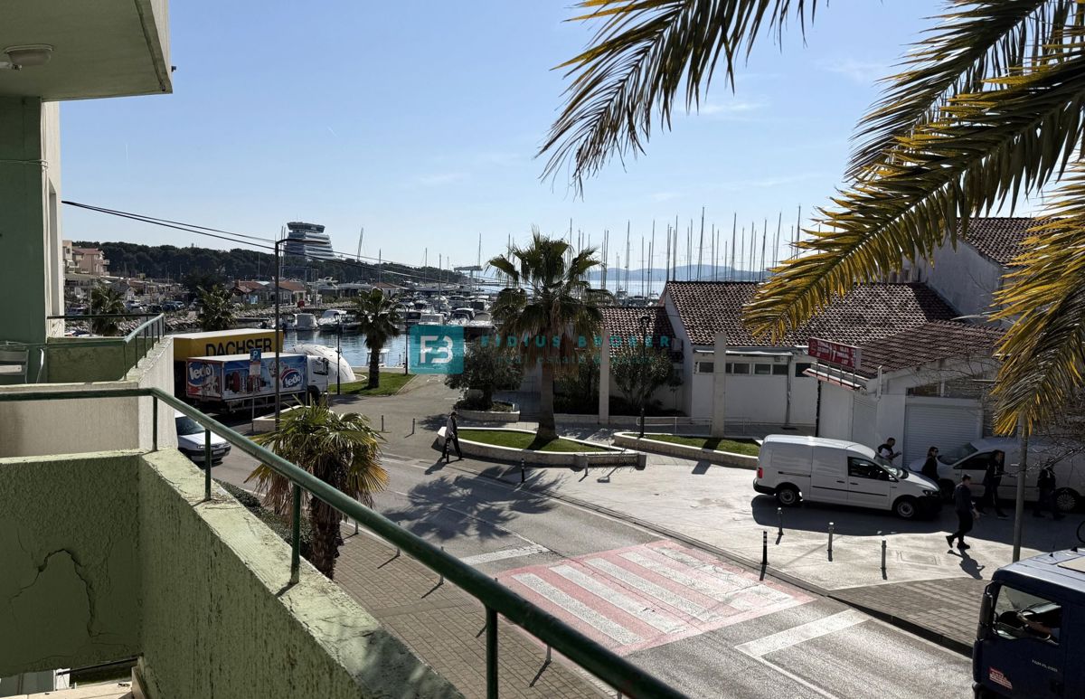 Stan Na prodaju - ŠIBENSKO-KNINSKA VODICE