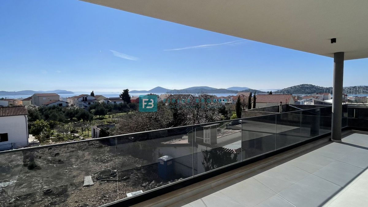 Flat For sale - ŠIBENSKO-KNINSKA TRIBUNJ