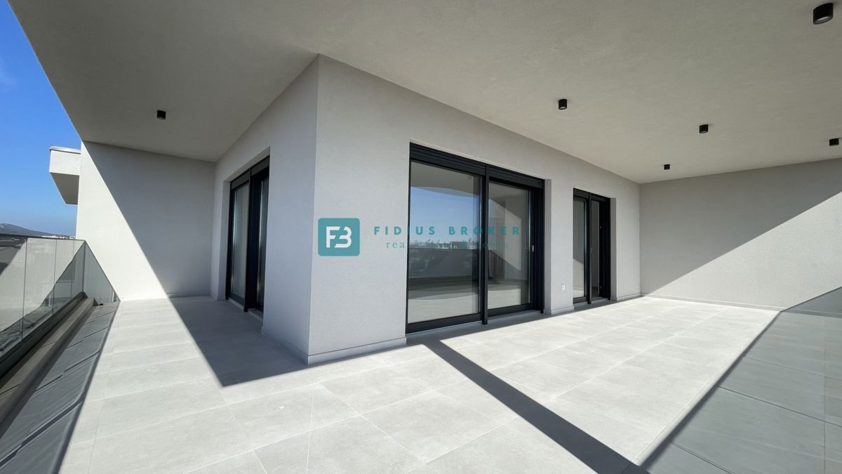 Flat For sale - ŠIBENSKO-KNINSKA TRIBUNJ