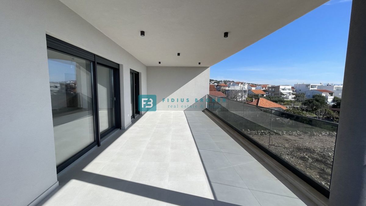 Flat For sale - ŠIBENSKO-KNINSKA TRIBUNJ