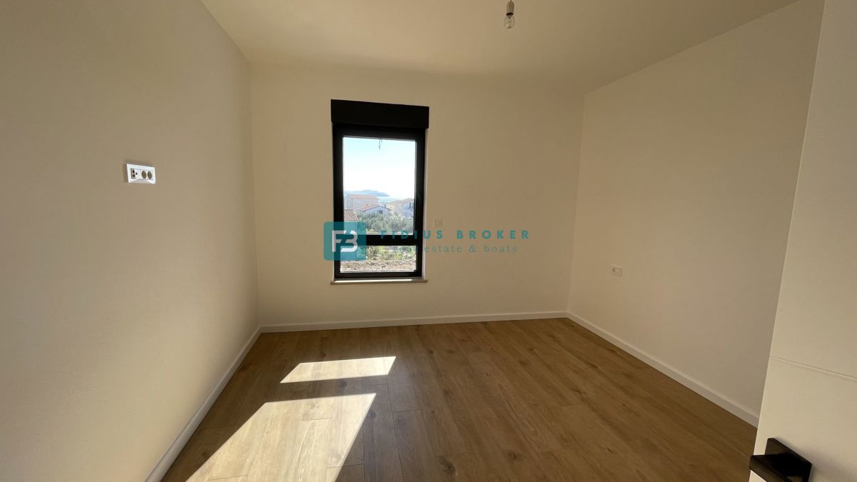 Flat For sale - ŠIBENSKO-KNINSKA TRIBUNJ