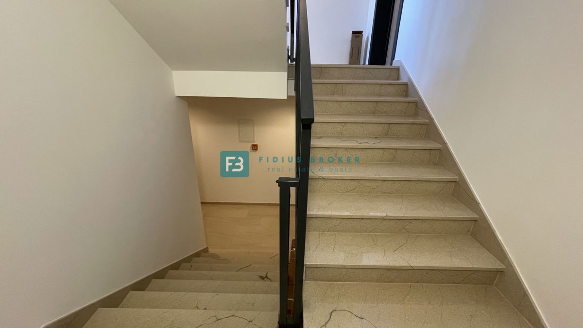 Flat For sale - ŠIBENSKO-KNINSKA TRIBUNJ